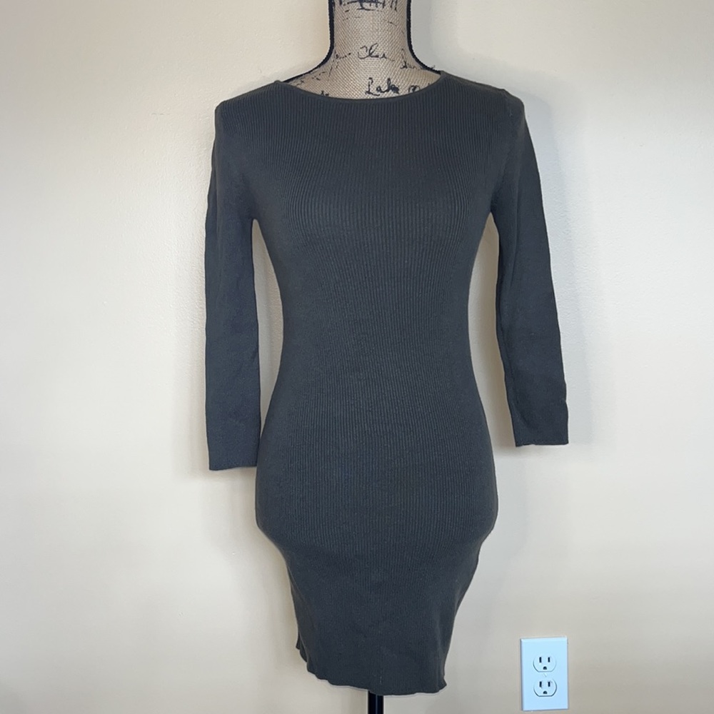 Forever 21 Ribbed Bodycon Long Sleeve Dress